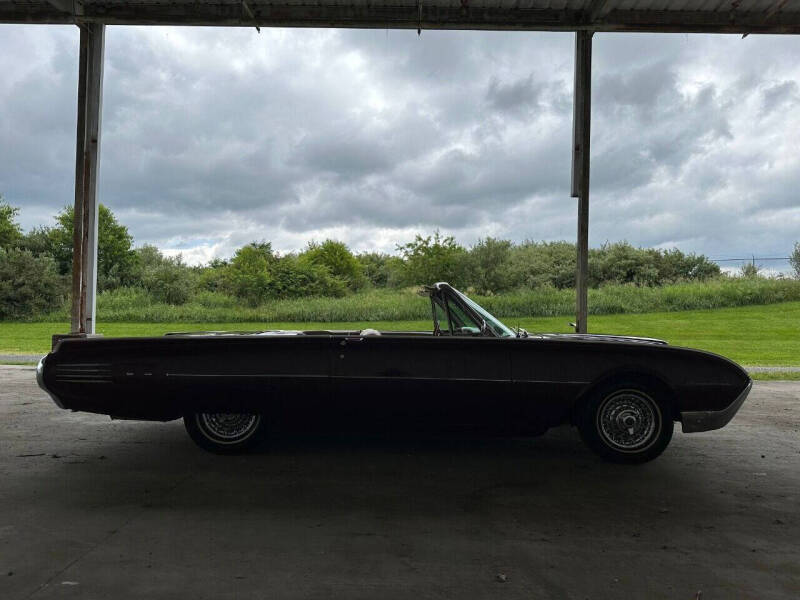 1961 Ford Thunderbird