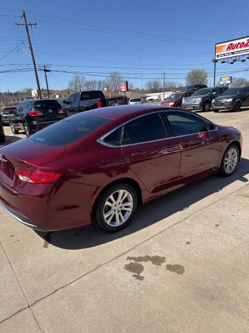 2015 Chrysler 200 Limited