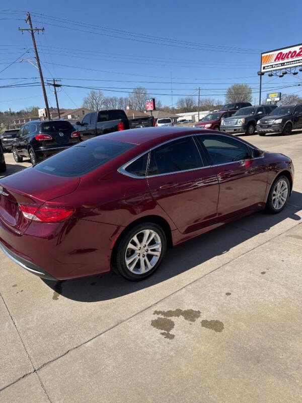 2015 Chrysler 200 Limited