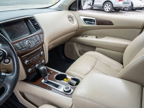 2017 Nissan Pathfinder