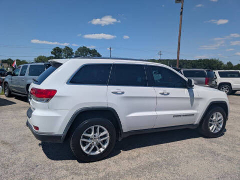 2017 Jeep Grand Cherokee Laredo