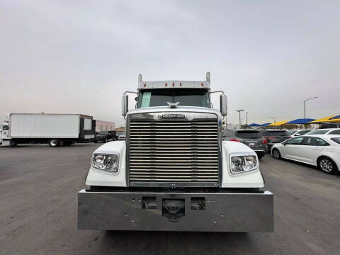 2019 Freightliner Coronado 122 SD