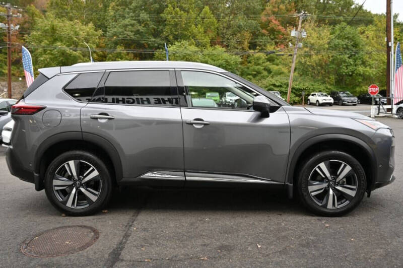 2023 Nissan Rogue SL