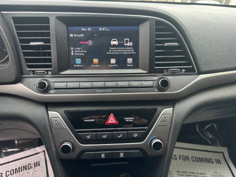 2018 Hyundai Elantra SEL