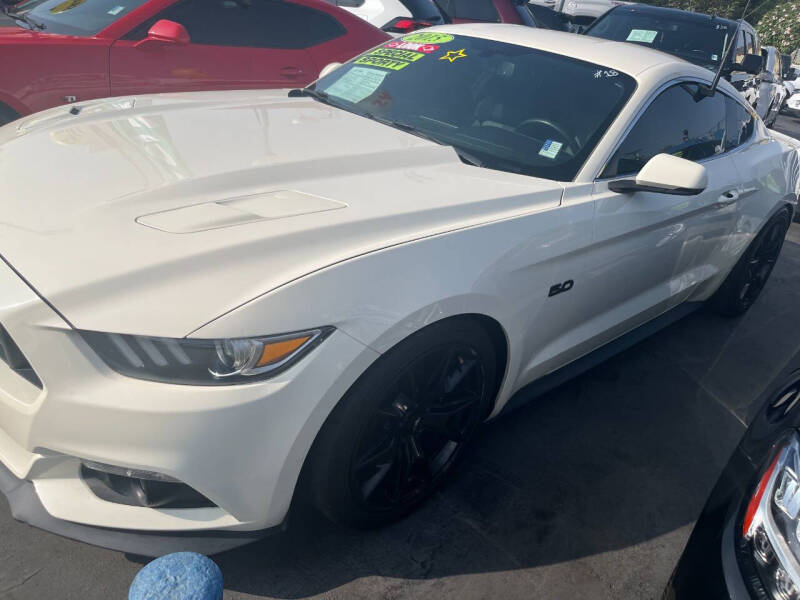 2015 Ford Mustang for sale at LA PLAYITA AUTO SALES INC in South Gate CA