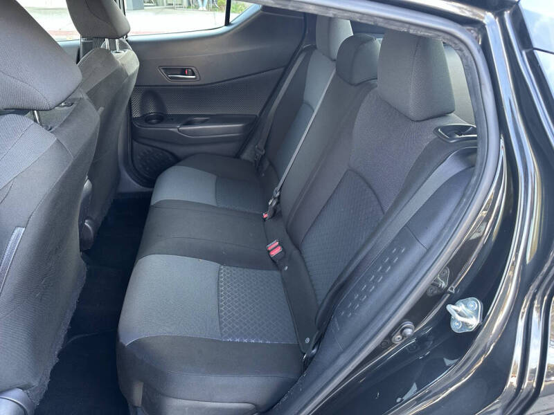 2020 Toyota C-HR XLE