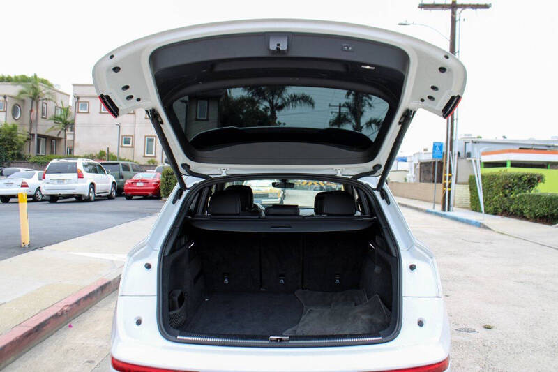 2021 Audi SQ5 3.0T quattro Premium Plus