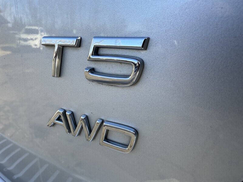 2015 Volvo V60 Cross Country T5