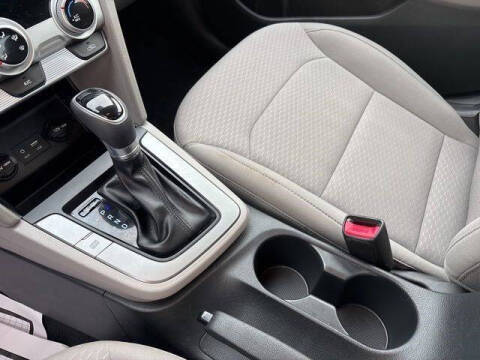 2019 Hyundai Elantra