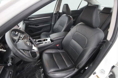 2022 Nissan Altima 2.5 Platinum