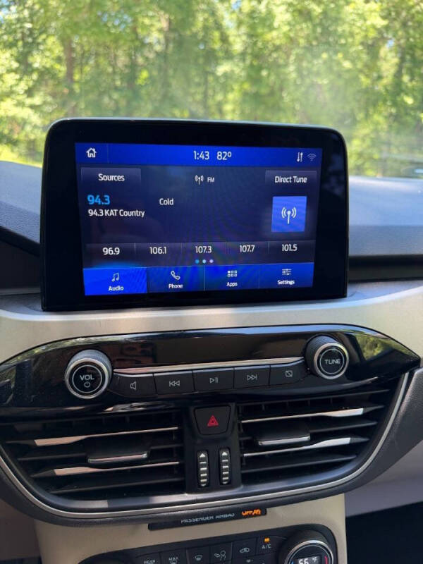 2020 Ford Escape SE