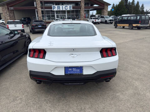 2024 Ford Mustang EcoBoost
