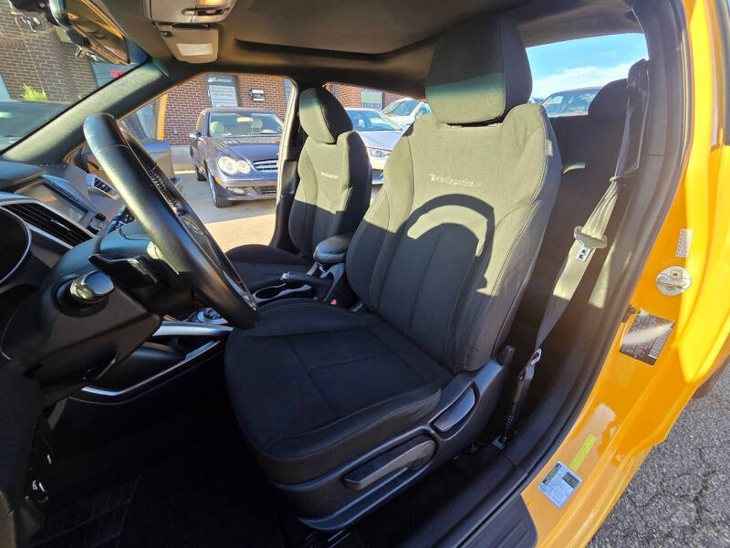 2017 Hyundai Veloster Value Edition