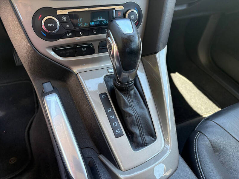 2012 Ford Focus SEL