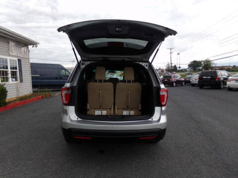 2016 Ford Explorer