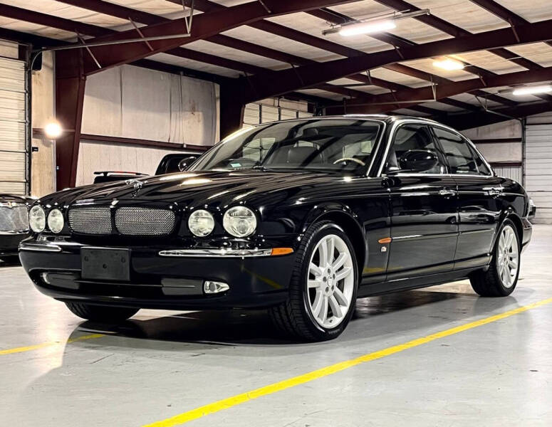 2004 Jaguar XJR