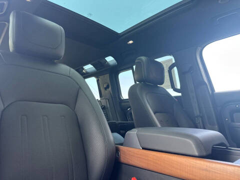 2024 Land Rover Defender 110 P400 X