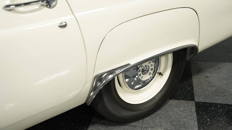 1956 Ford Thunderbird