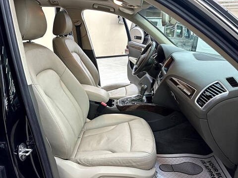 2012 Audi Q5 3.2 quattro Premium Plus