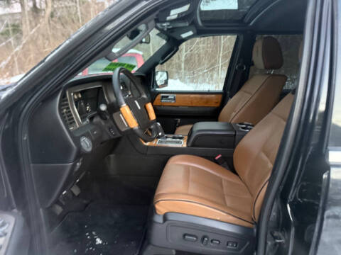 2011 Lincoln Navigator L