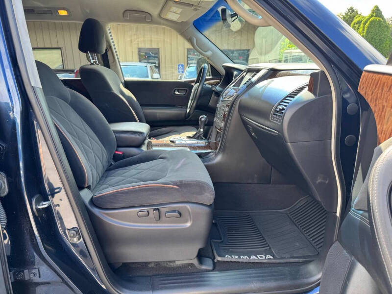 2017 Nissan Armada SV