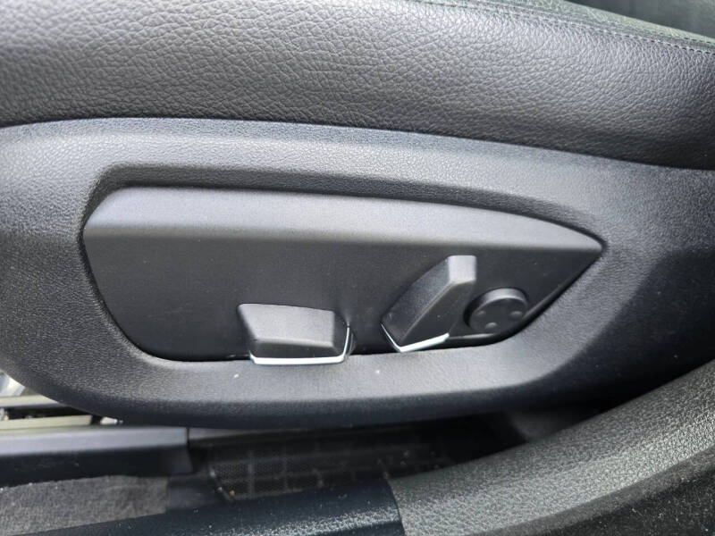 2016 BMW 5 Series 528i