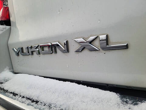 2017 GMC Yukon XL Denali