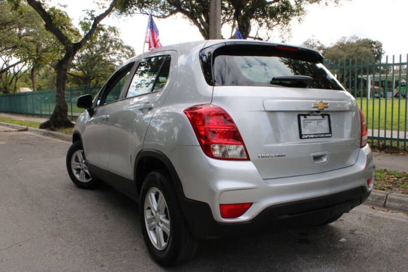 2017 Chevrolet Trax LS photo 29