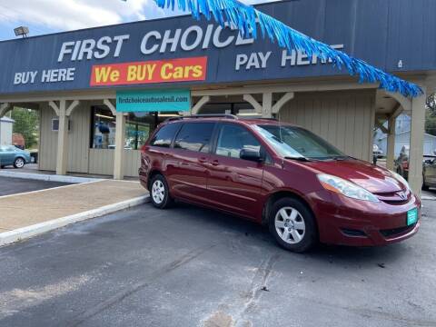 2008 Toyota Sienna for sale at First Choice Auto Sales in Rock Island IL