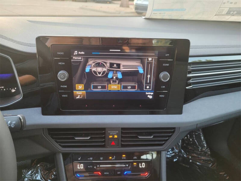 2025 Volkswagen Jetta SE