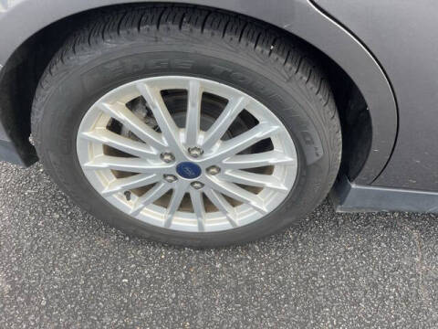 2014 Ford C-MAX Hybrid SE