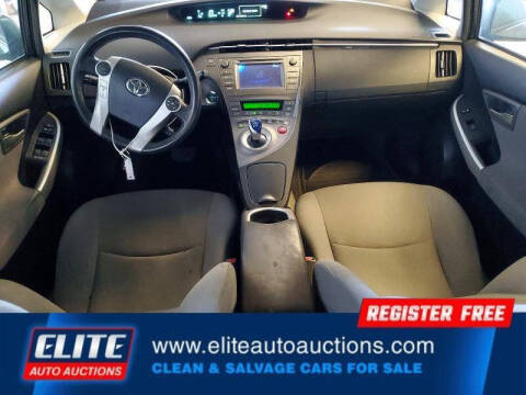 2014 Toyota Prius Two
