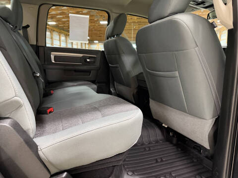 2018 RAM 1500 SLT