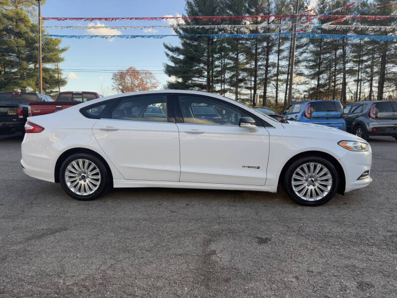 2013 Ford Fusion Hybrid SE
