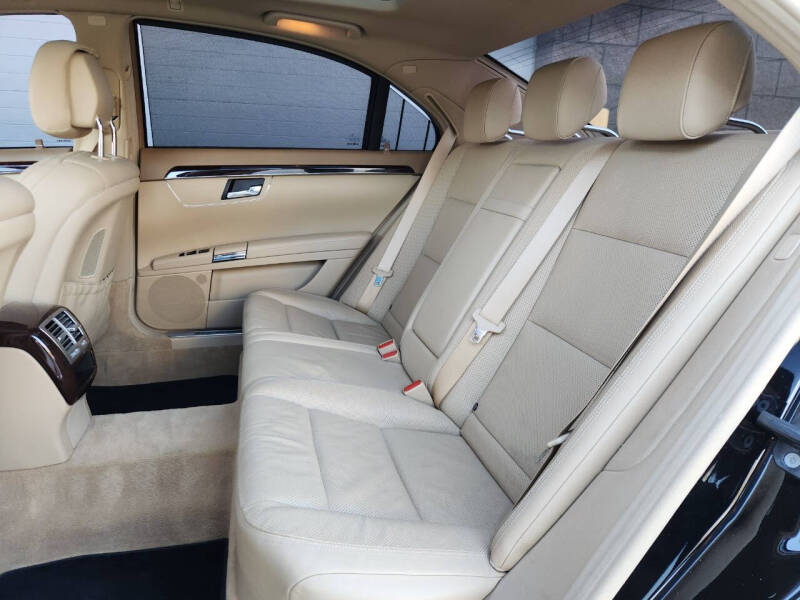 2013 Mercedes-Benz S-Class S 550 4MATIC