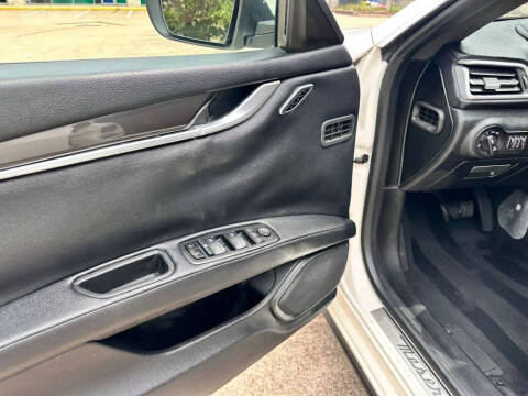 2017 Maserati Ghibli