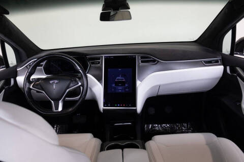 2017 Tesla Model X 90D