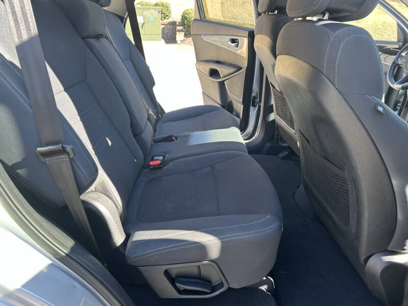 2016 Kia Sorento LX