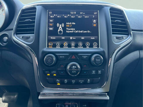2018 Jeep Grand Cherokee Laredo E