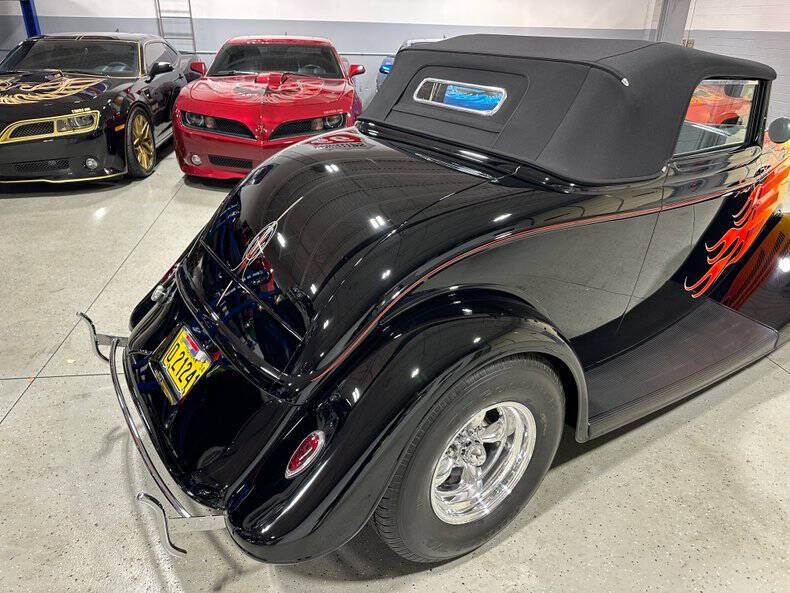 1934 Ford Cabriolet