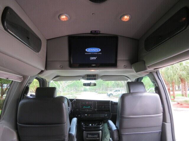 2010 Chevrolet Express LT 1500