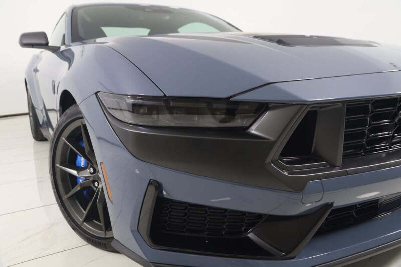 2024 Ford Mustang Dark Horse