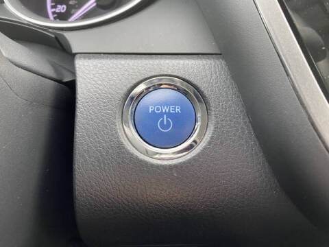 2024 Toyota Camry Hybrid LE