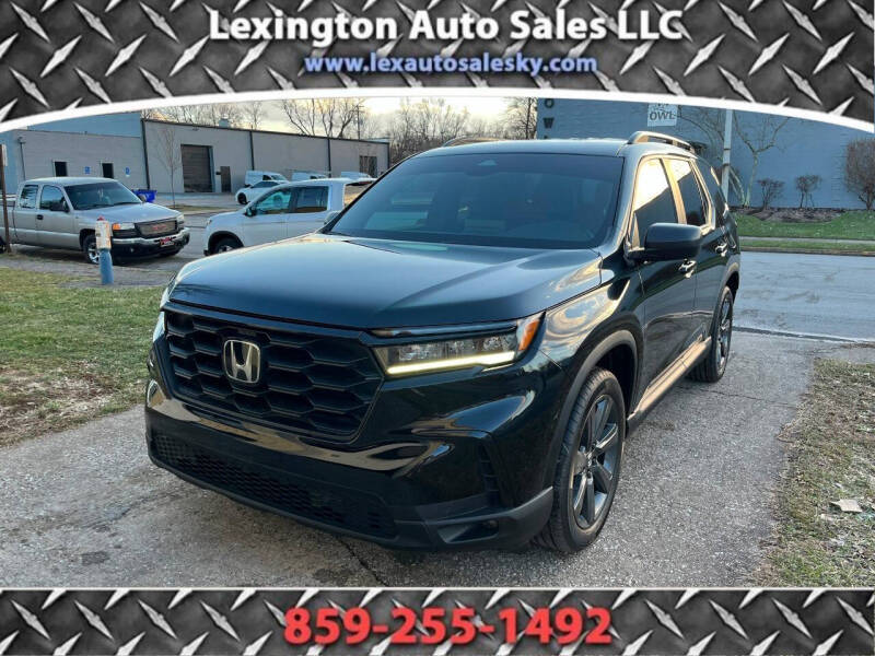 2023 Honda Pilot Sport's photo