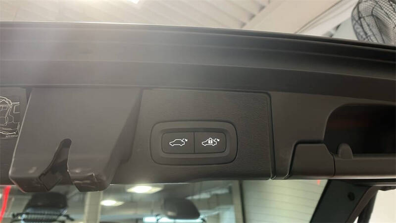 2020 Volvo XC60 T5 Momentum