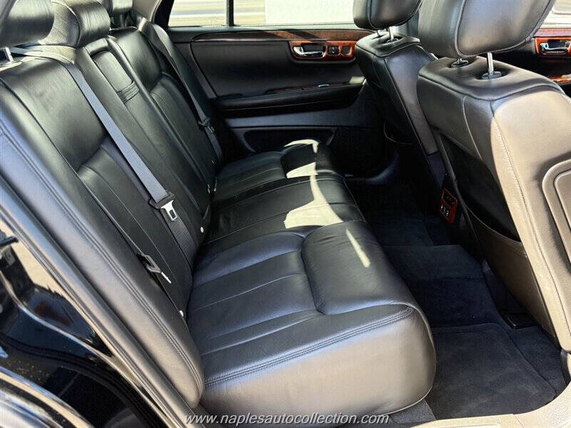 2011 Cadillac DTS Premium Collection