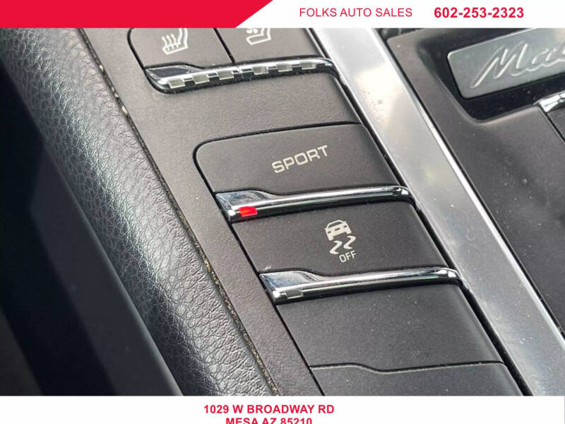 2016 Porsche Macan S