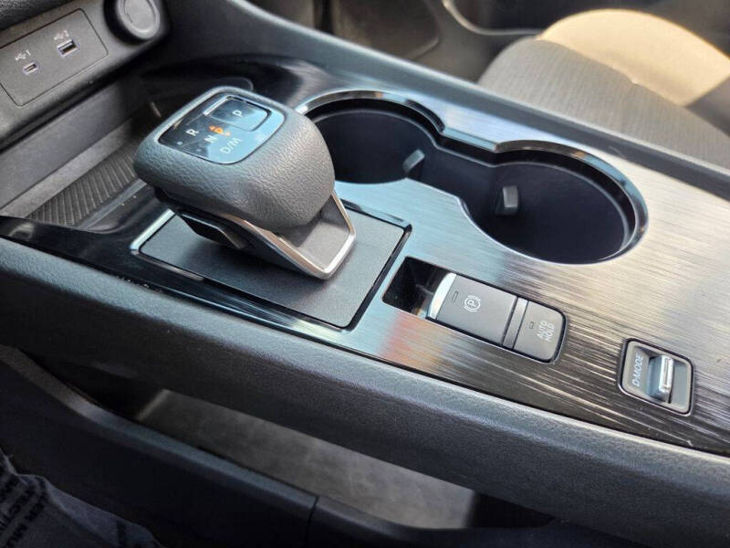 2023 Nissan Rogue SV - Photo 25