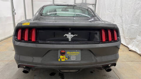 2015 Ford Mustang V6