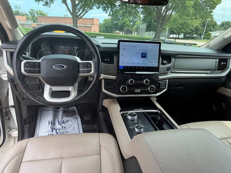 2022 Ford Expedition XLT